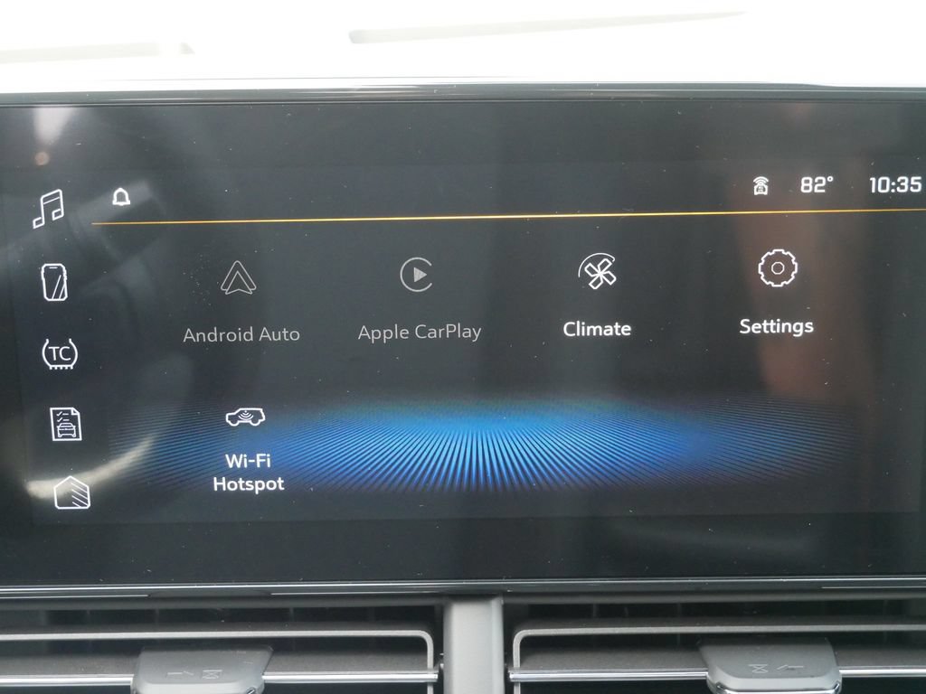 New 2026 Chevrolet Trax LT w/ Sunroof Package FWD image 21