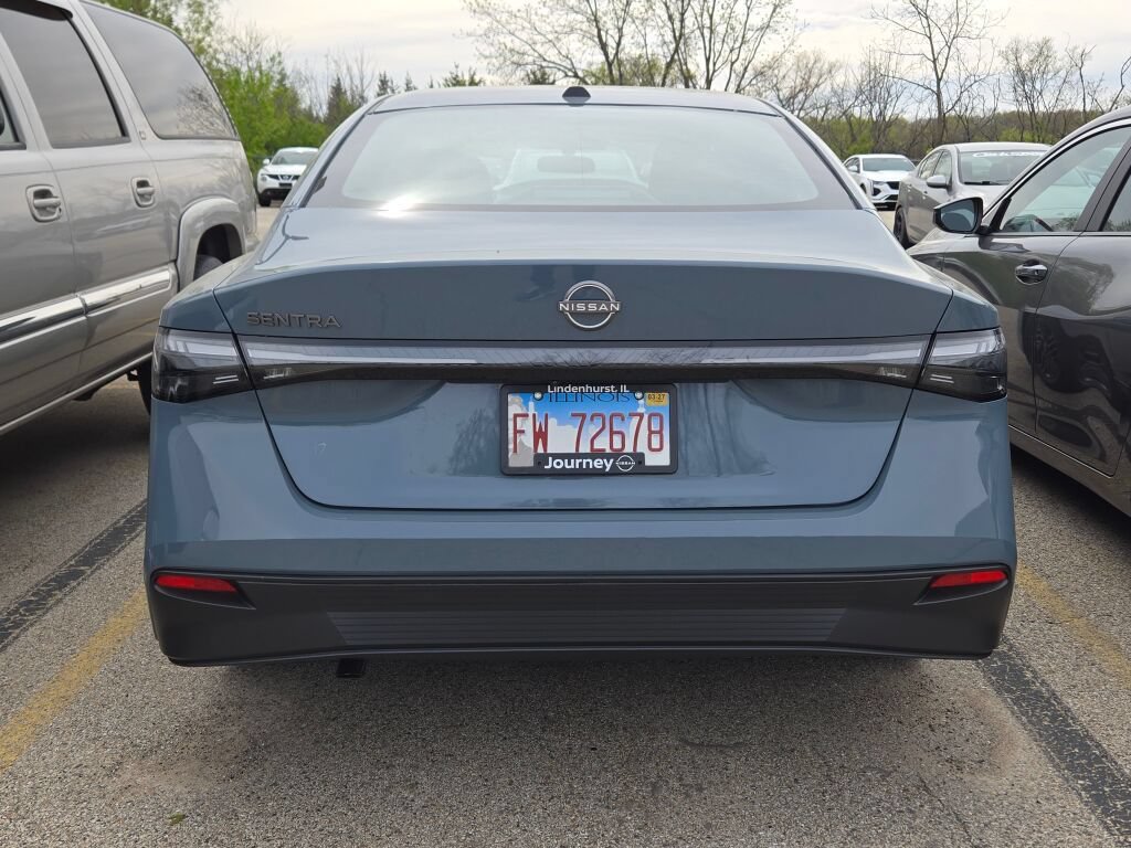 Used 2026 Nissan Sentra SV w/ Floor Mat Package FWD image 6