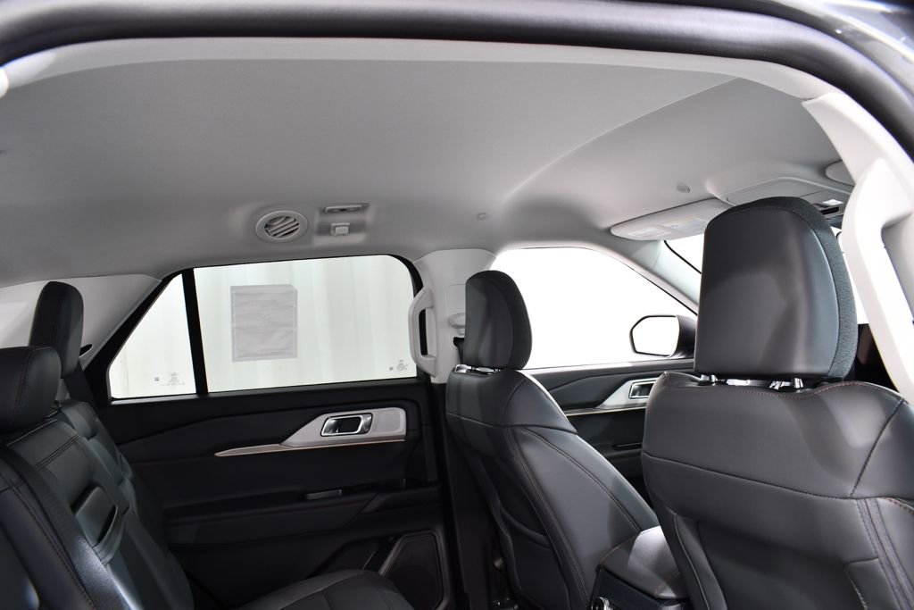 New 2026 Ford Explorer Active w/ Active Comfort Package image 18