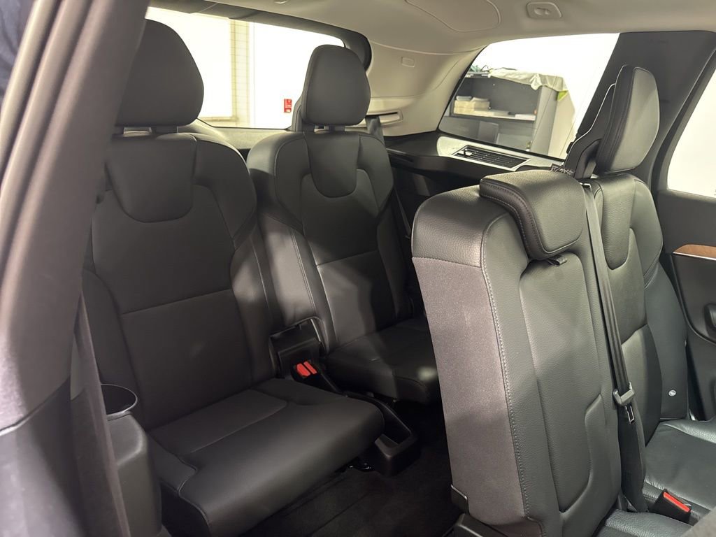 Used 2023 Volvo XC90 B5 Plus w/ Protection Package Premier image 26