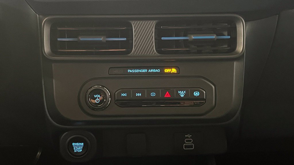 Certified 2026 Ford Maverick XLT w/ Equipment Group 301A AWD/4WD image 22