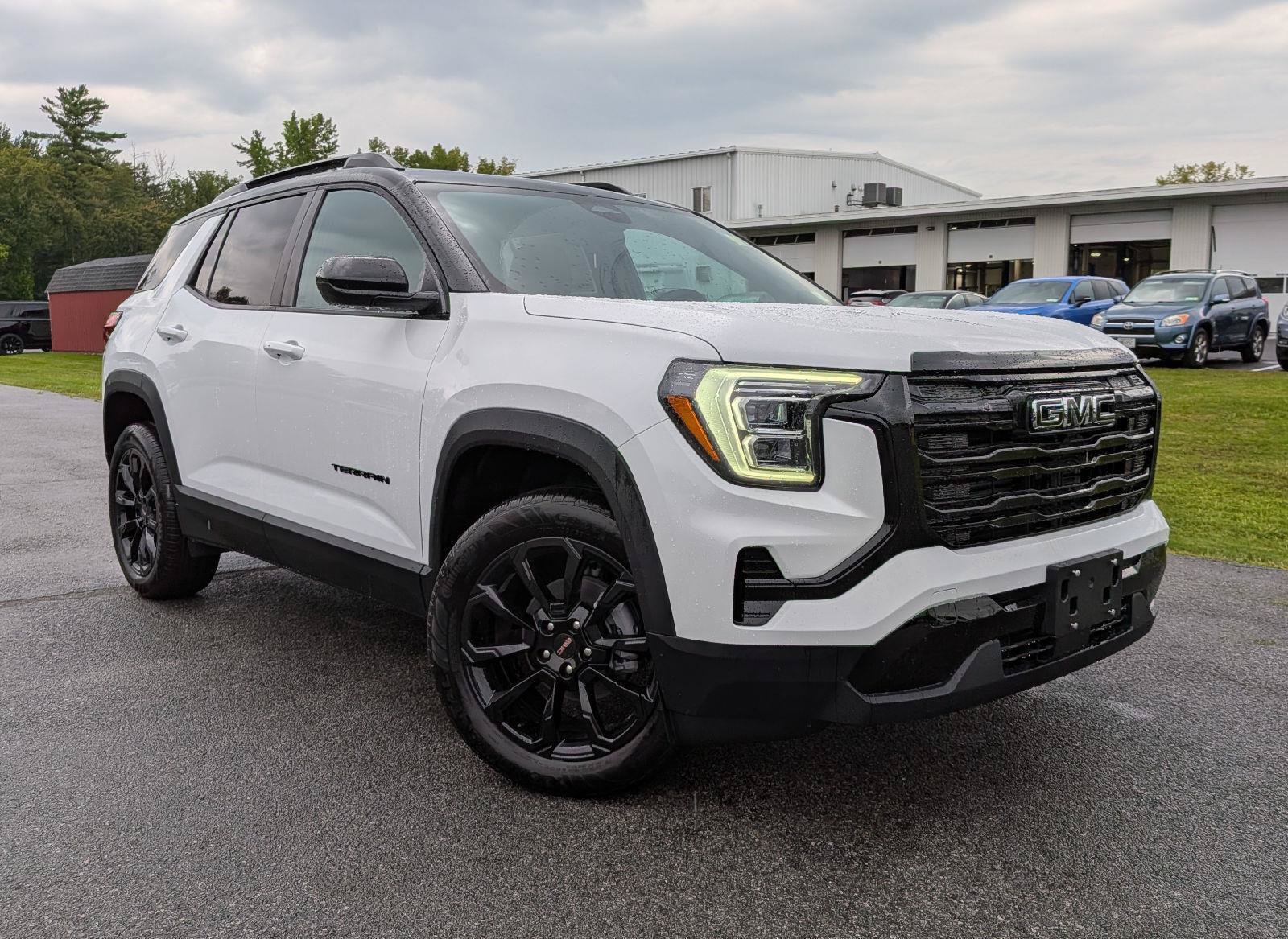 New 2027 GMC Terrain Elevation w/ Elevation Premium Package