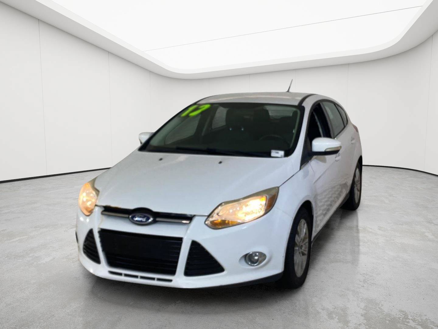 Used 2012 Ford Focus SEL FWD image 3