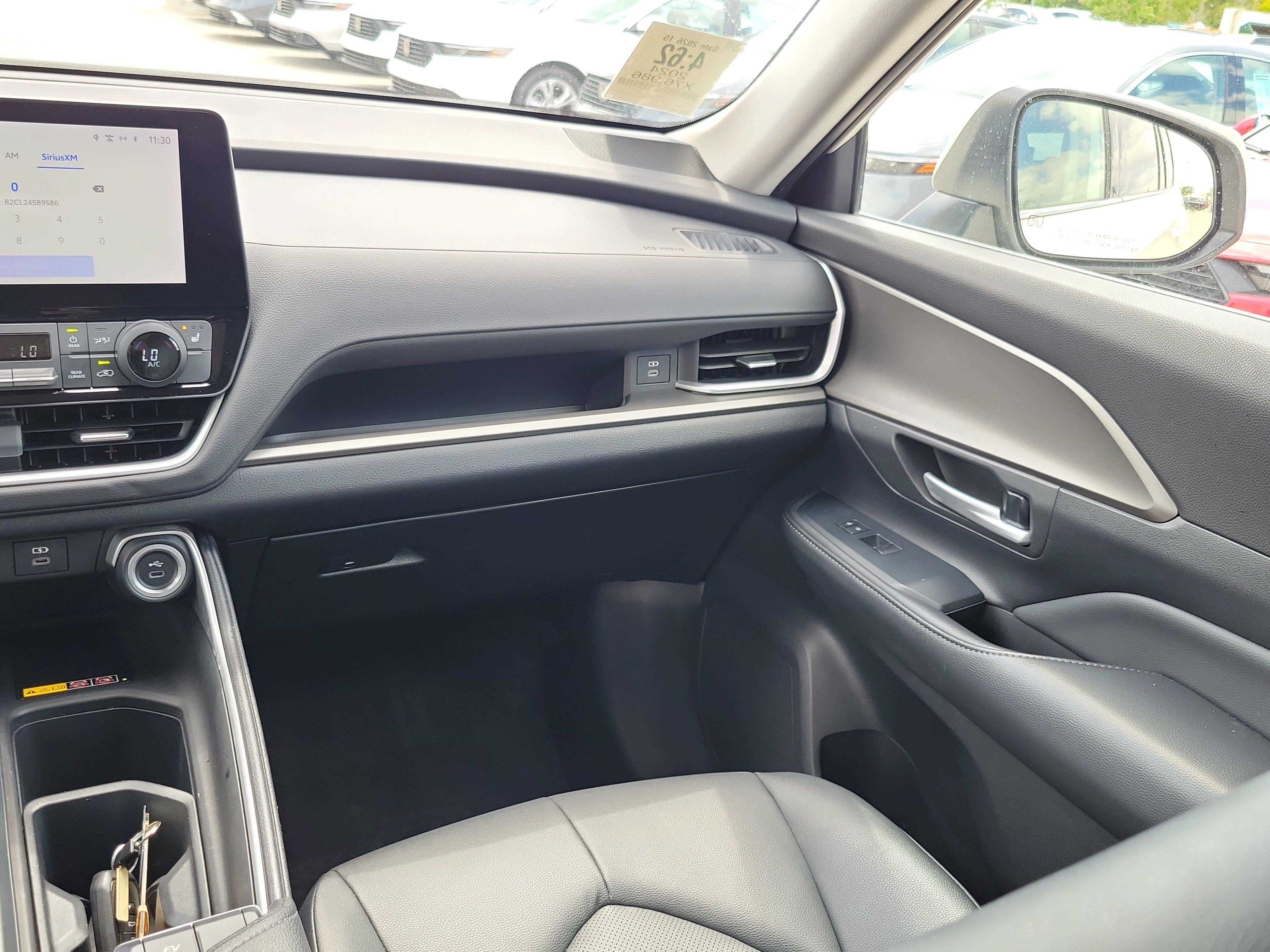 Used 2024 Toyota Grand Highlander XLE FWD image 22