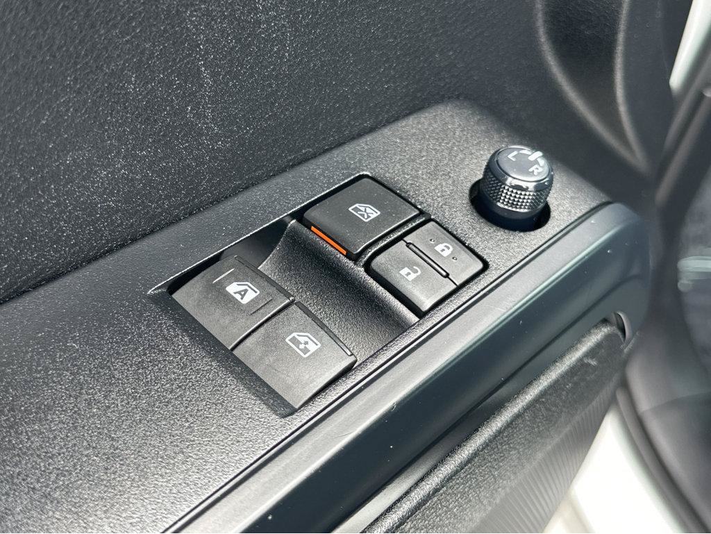 Used 2021 Toyota Tacoma SR RWD image 34