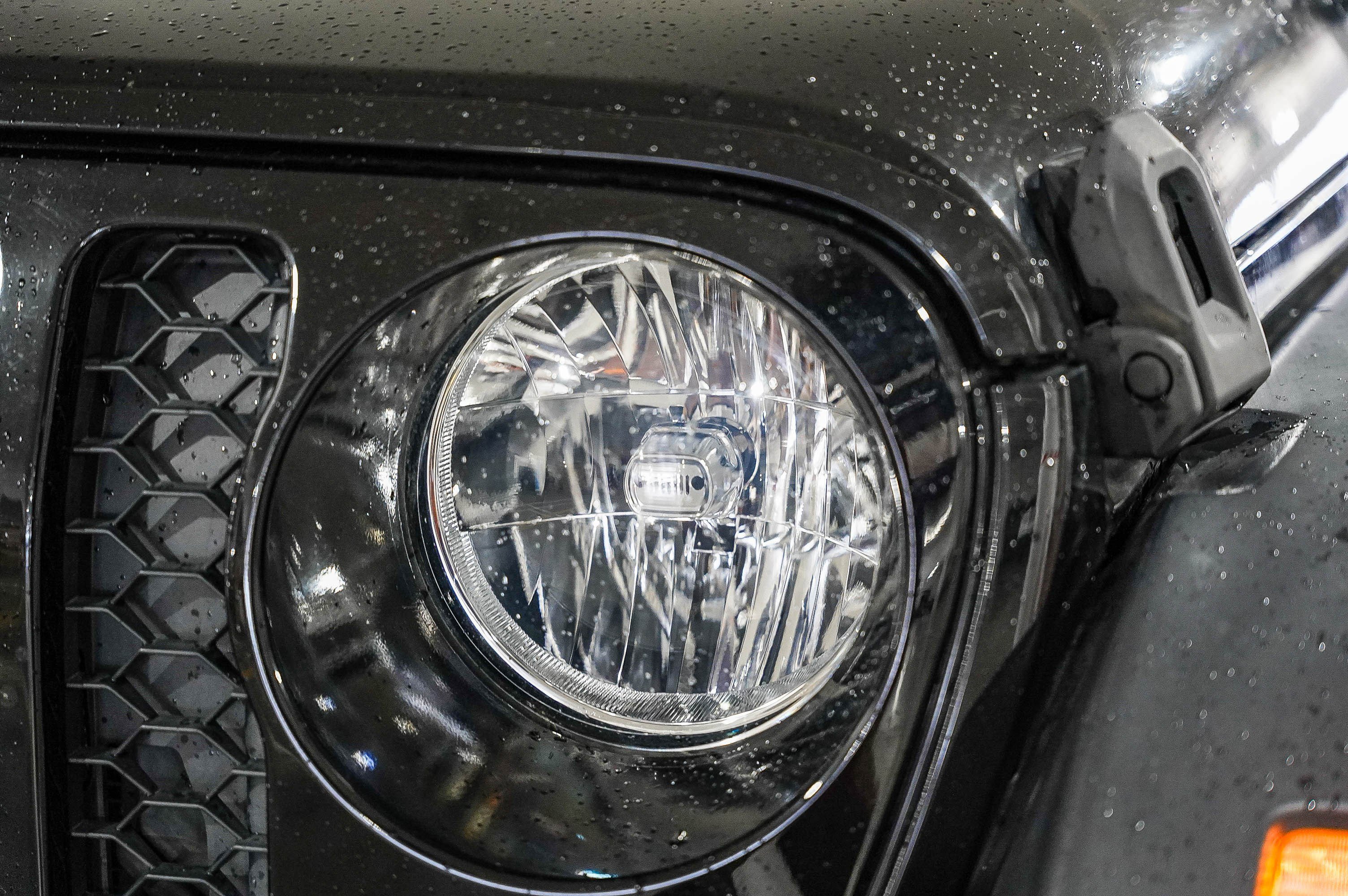 Used 2020 Jeep Gladiator Sport w/ Quick Order Package 24S image 5