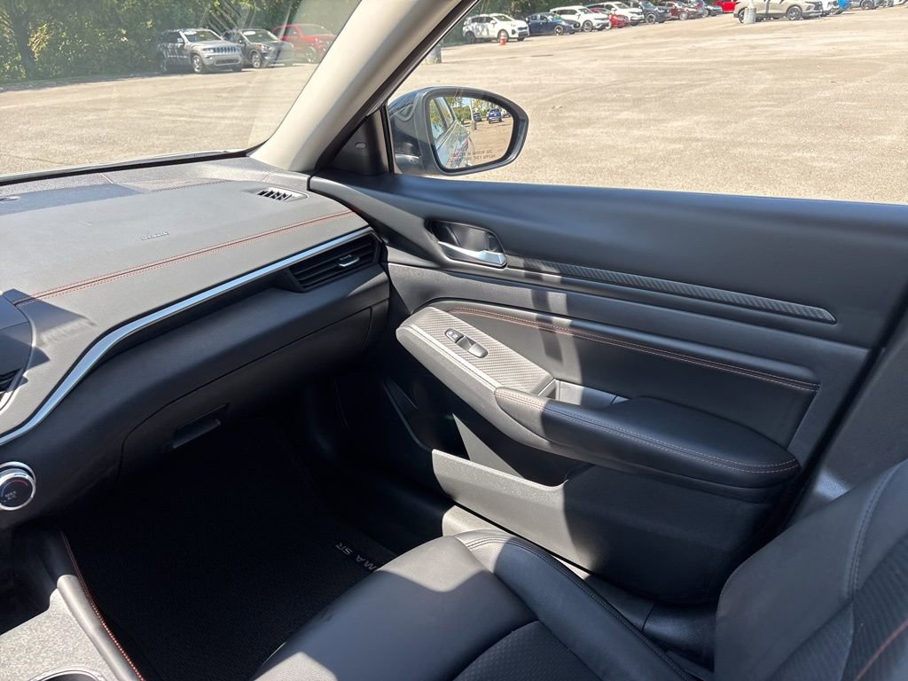 Used 2022 Nissan Altima 2.5 SR image 26