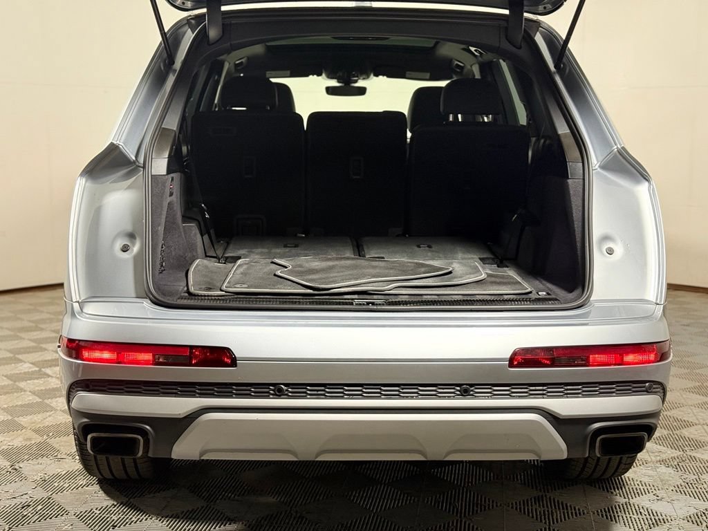 Used 2025 Audi Q7 3.0T Premium Plus AWD/4WD image 6