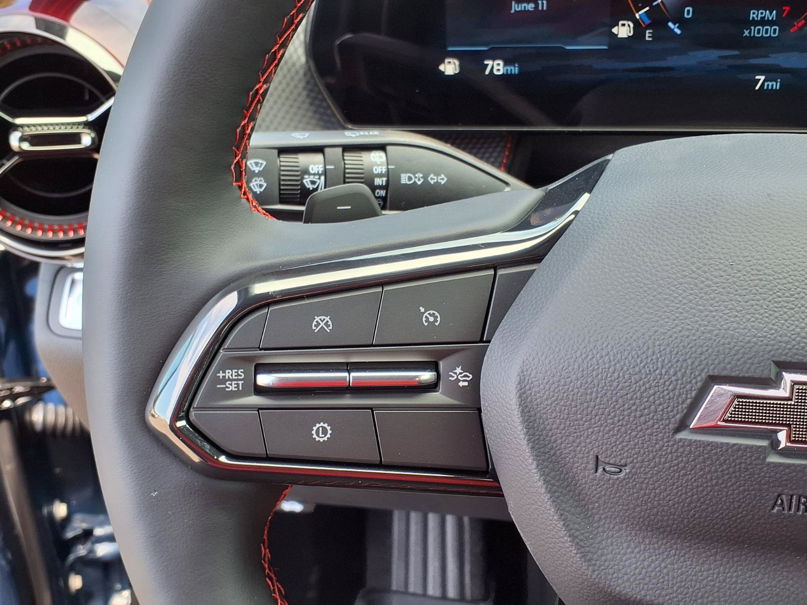 New 2026 Chevrolet Equinox RS w/ LPO, Floor Liner Package FWD image 18