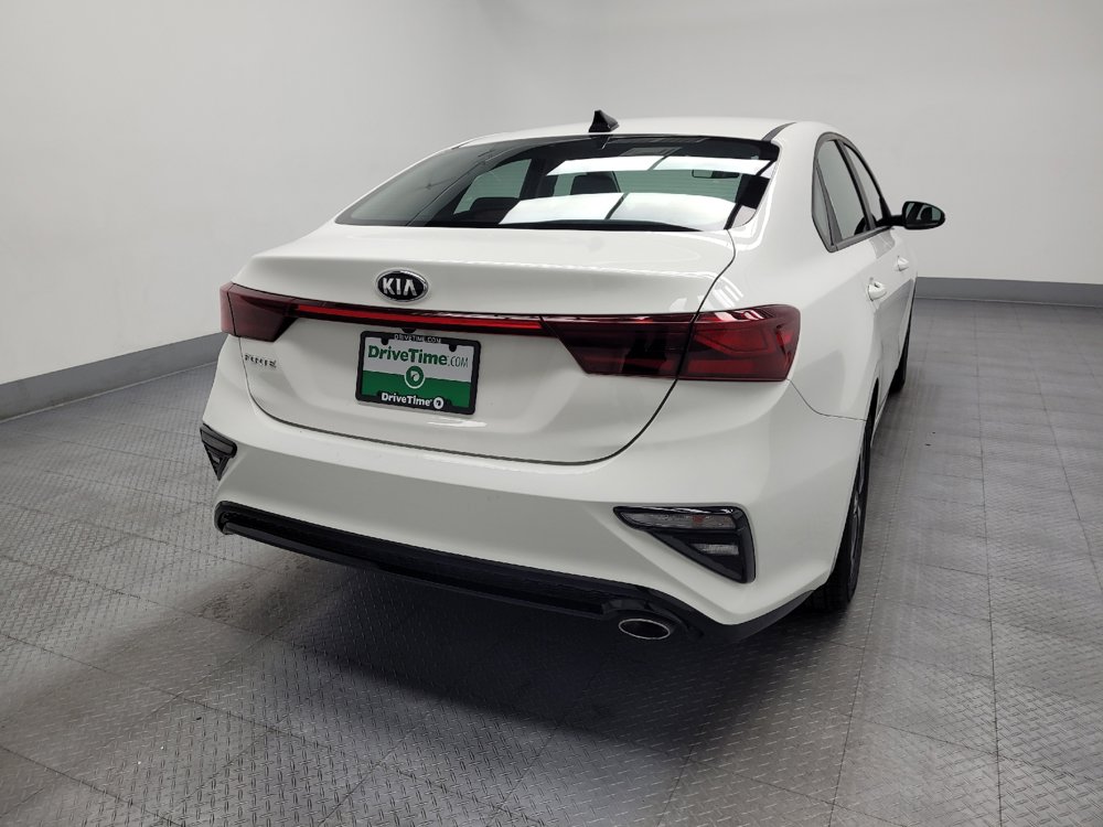 Used 2019 Kia Forte LXS FWD image 7