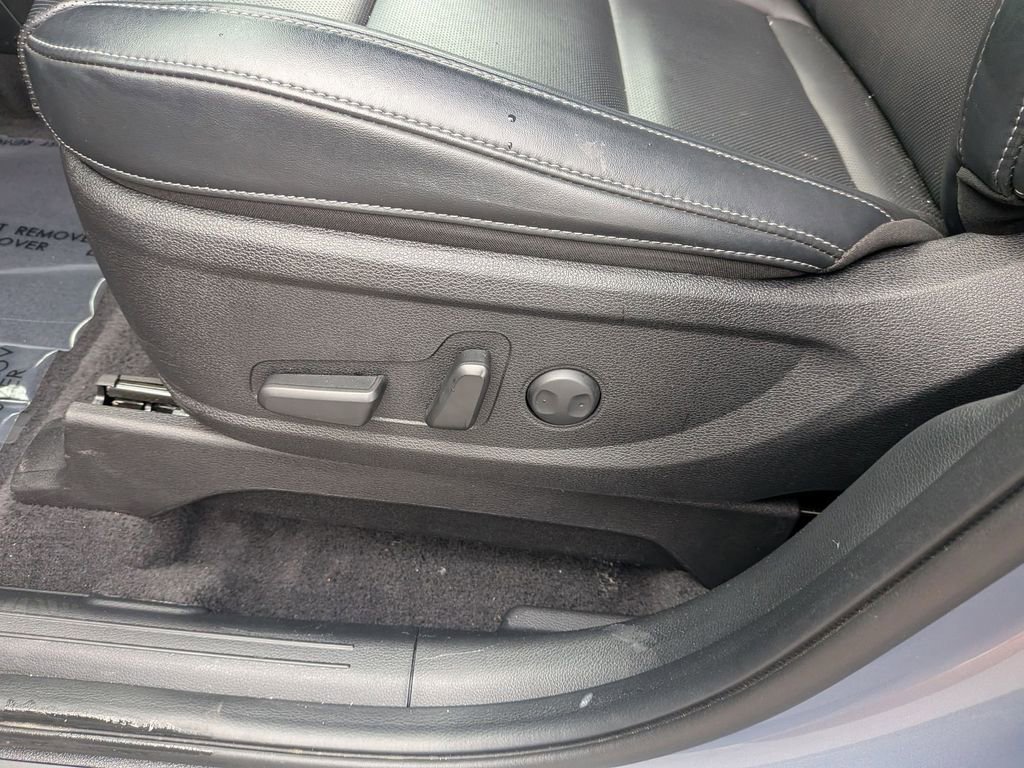 Used 2025 Kia Telluride S image 14