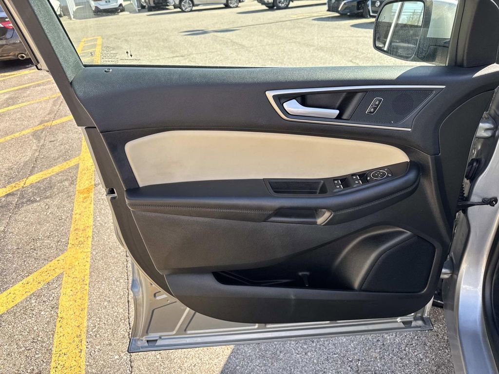 Used 2024 Ford Edge SEL image 20
