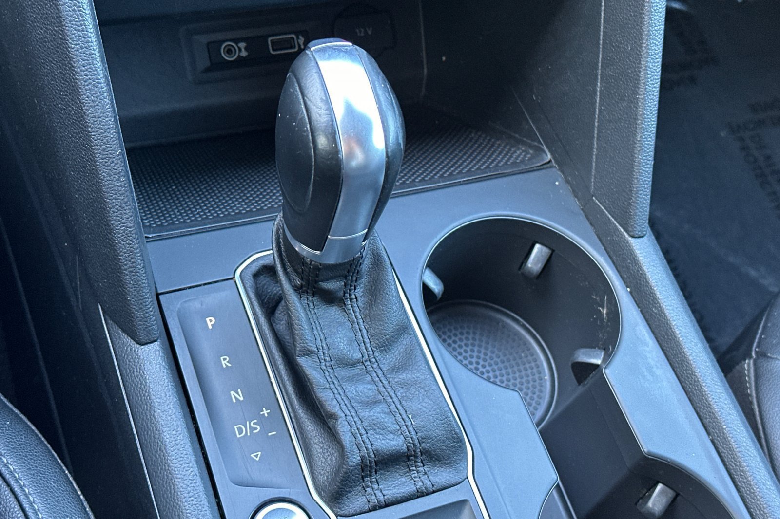 Used 2019 Volkswagen Atlas SE w/ Towing Package FWD image 23