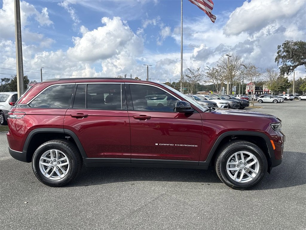 New 2025 Jeep Grand Cherokee Laredo X w/ Luxury Tech Group I image 2
