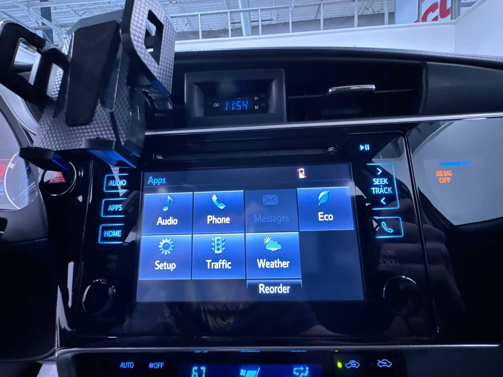 Used 2019 Toyota Corolla LE w/ LE Premium Package w/Moonroof FWD image 25
