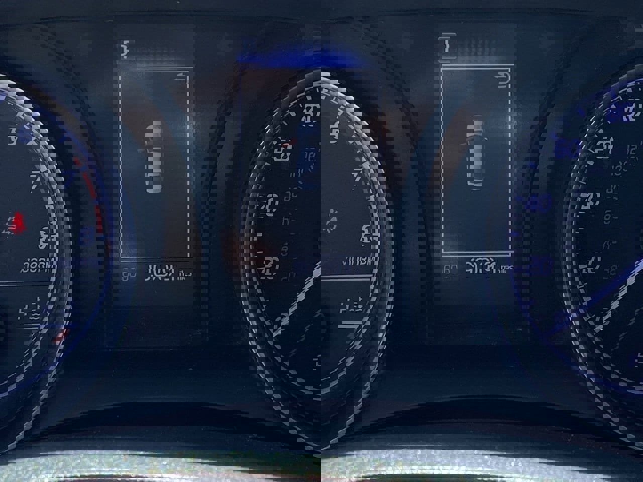 Used 2021 Toyota Camry SE image 10