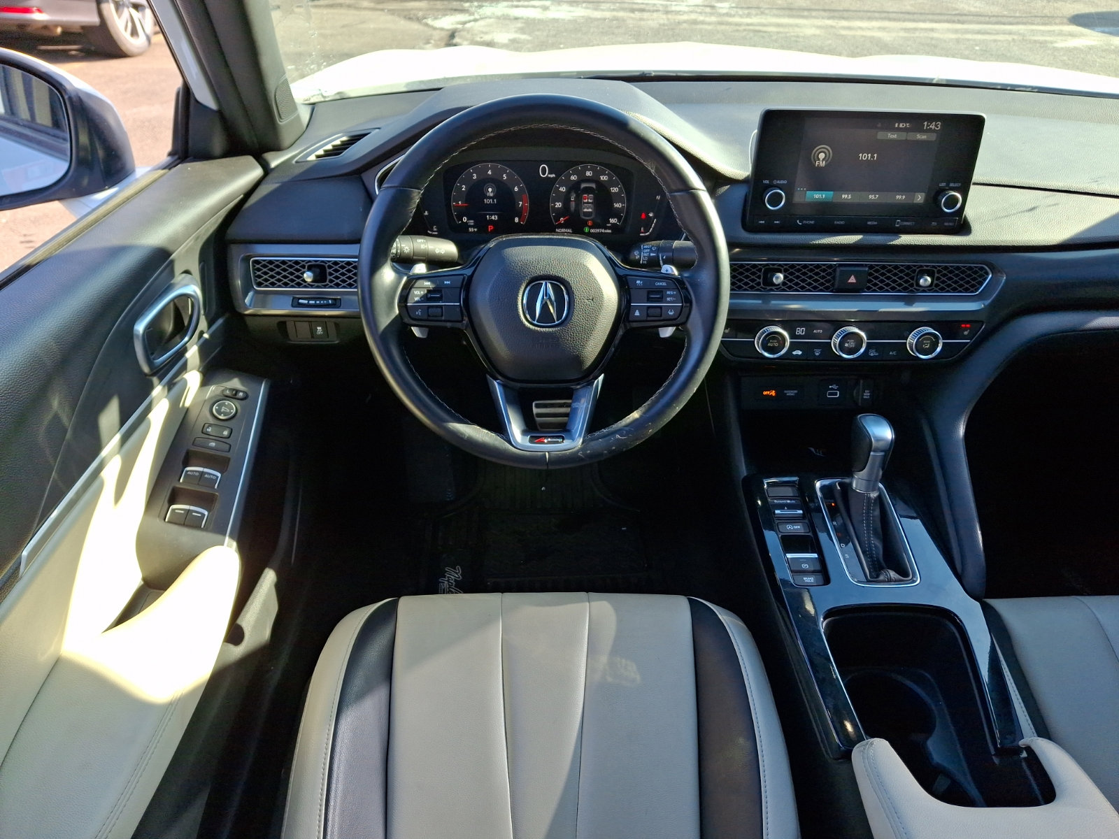 Used 2023 Acura Integra A-Spec image 10