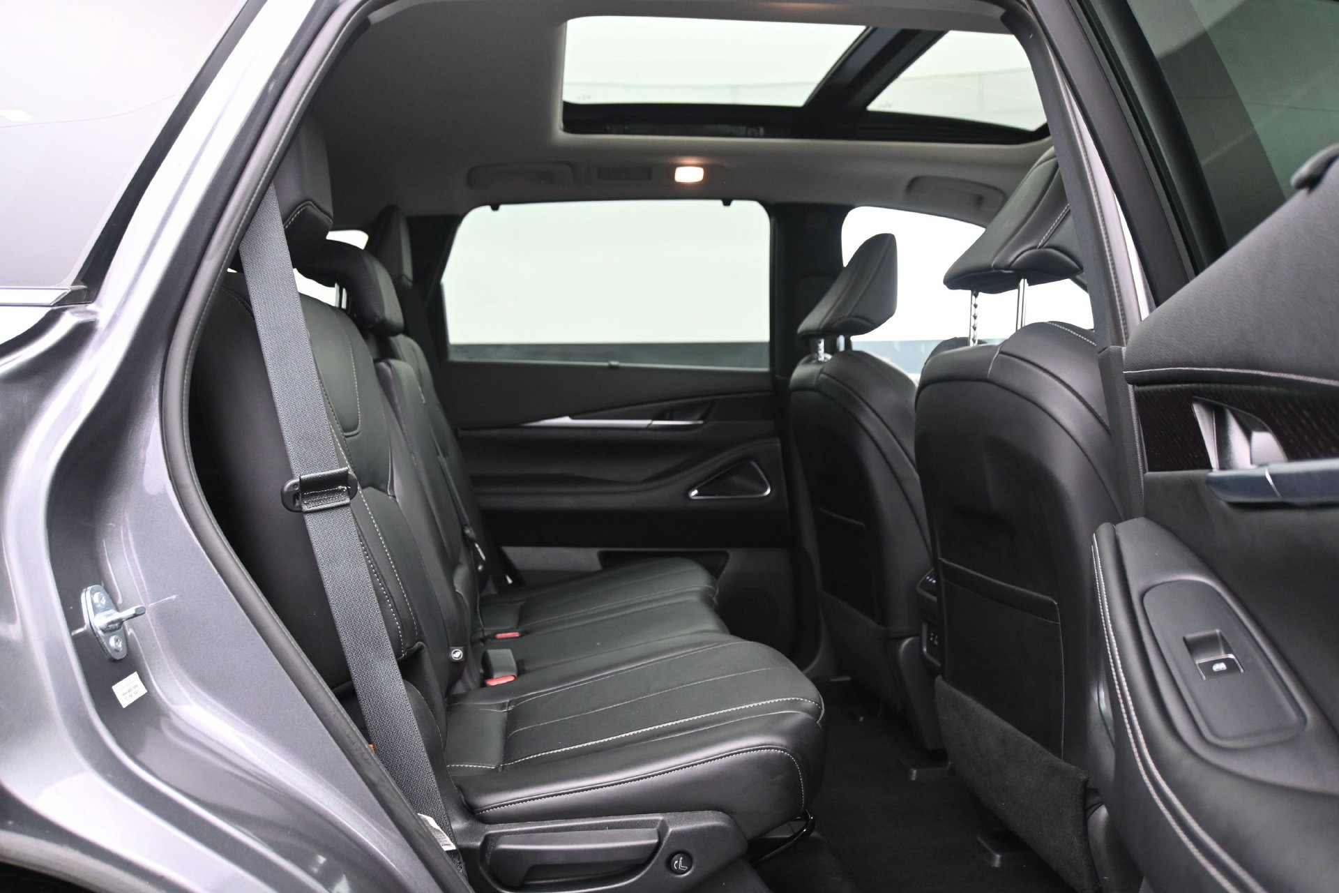 Used 2024 INFINITI QX60 Sensory AWD/4WD image 13