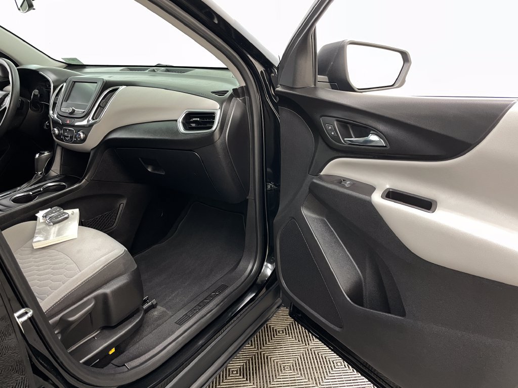 Certified 2018 Chevrolet Equinox LS AWD/4WD image 32