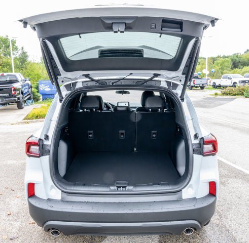 New 2026 Ford Escape ST-Line w/ Cold Weather Package FWD image 5
