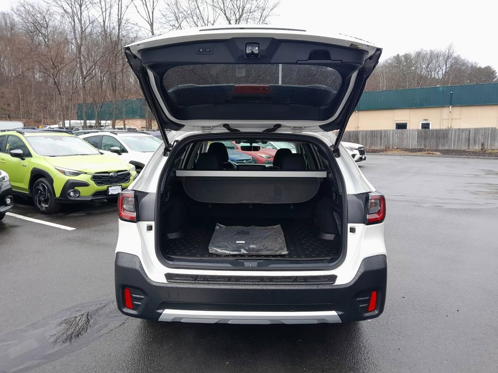 Used 2022 Subaru Outback Limited image 33