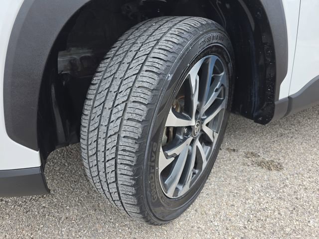 Used 2022 Toyota Corolla Cross XLE image 31