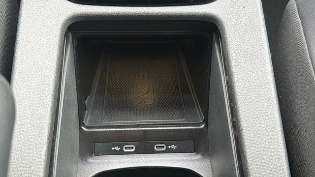 Used 2021 Volkswagen ID.4 Pro S image 23