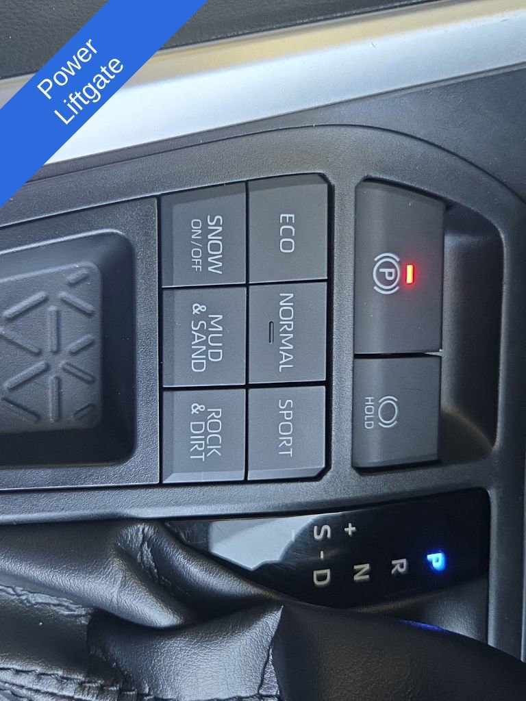 Used 2019 Toyota RAV4 XLE Premium image 29