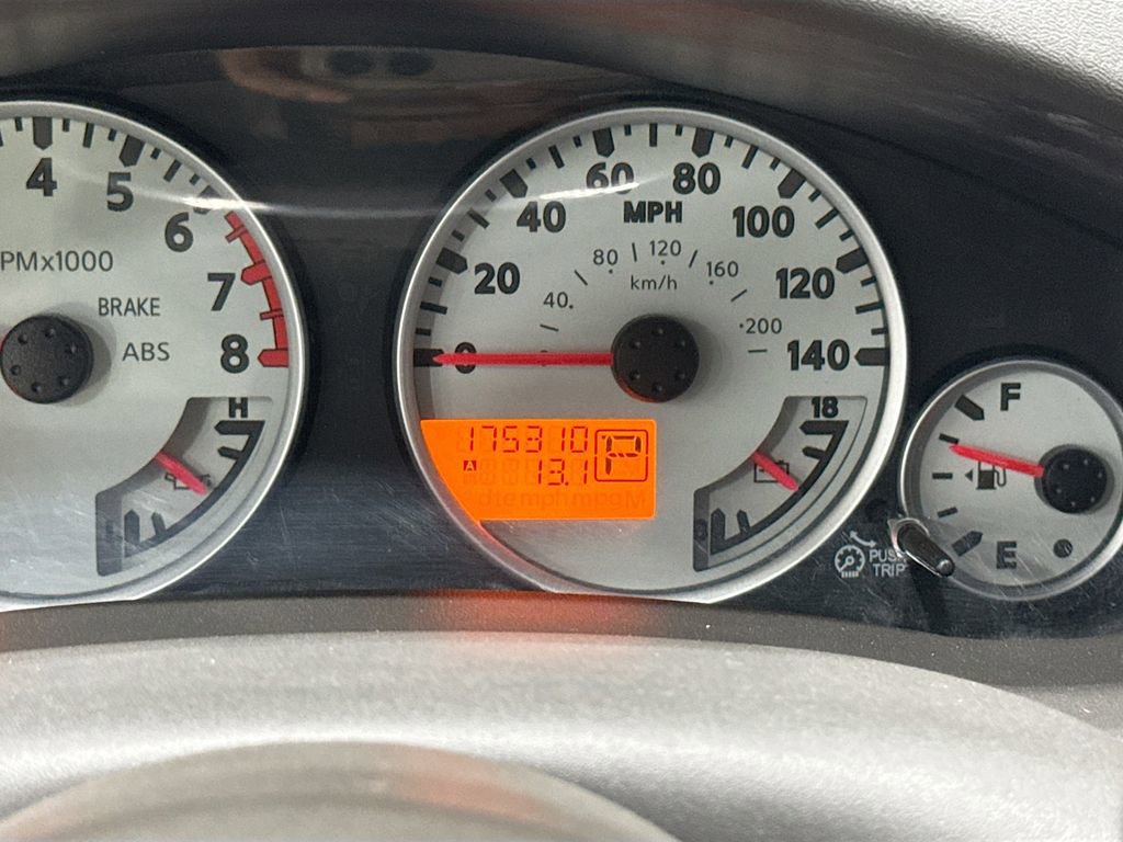 Used 2015 Nissan Xterra PRO-4X w/ Pro-4x Leather Package image 32