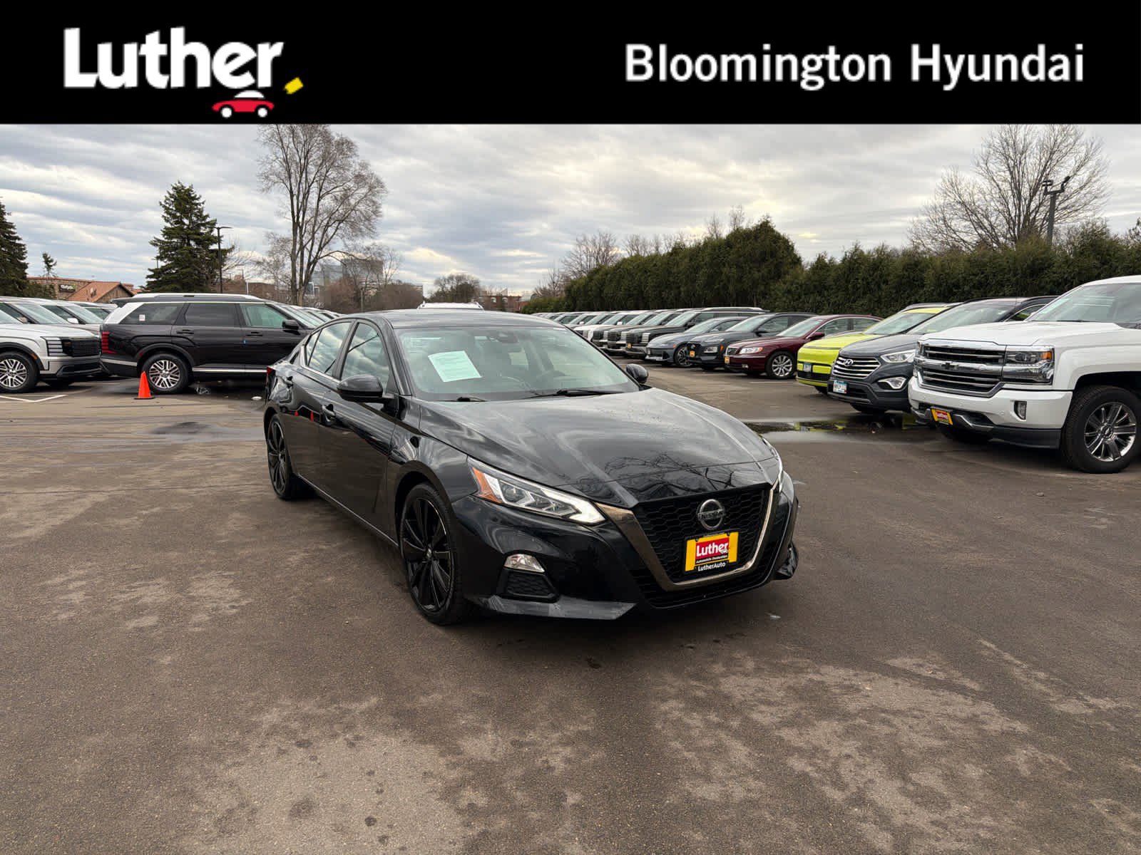 Used 2022 Nissan Altima 2.5 SR video 1