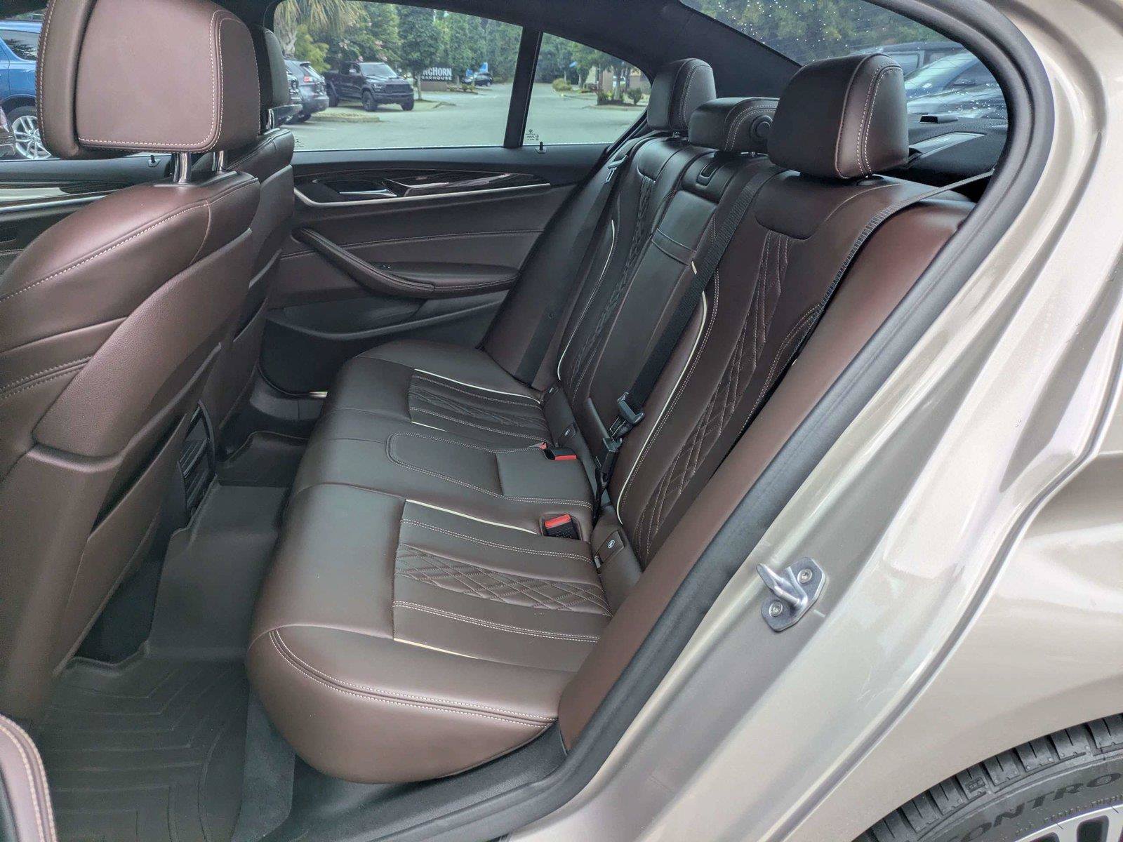 Used 2018 BMW 540i RWD image 17