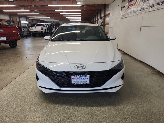 Used 2022 Hyundai Elantra SE image 7