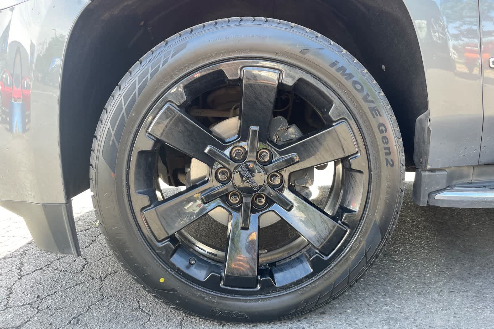 Used 2020 GMC Yukon SLT w/ Premium Edition AWD/4WD image 15