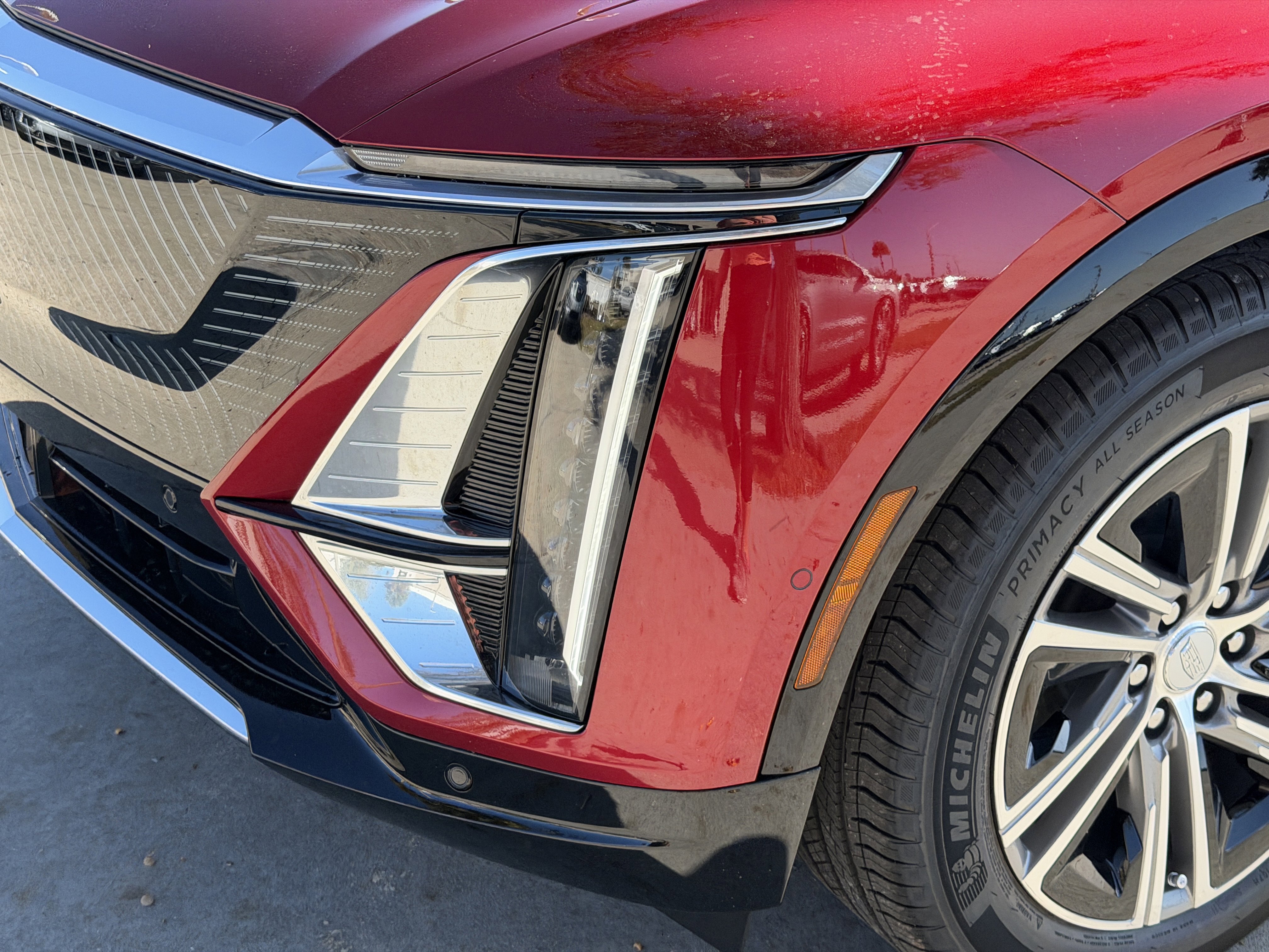 New 2026 Cadillac Lyriq Luxury image 8