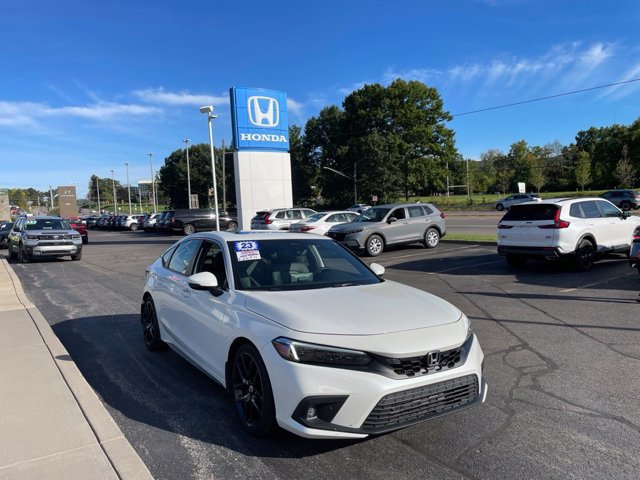Used 2023 Honda Civic Sport Touring image 4