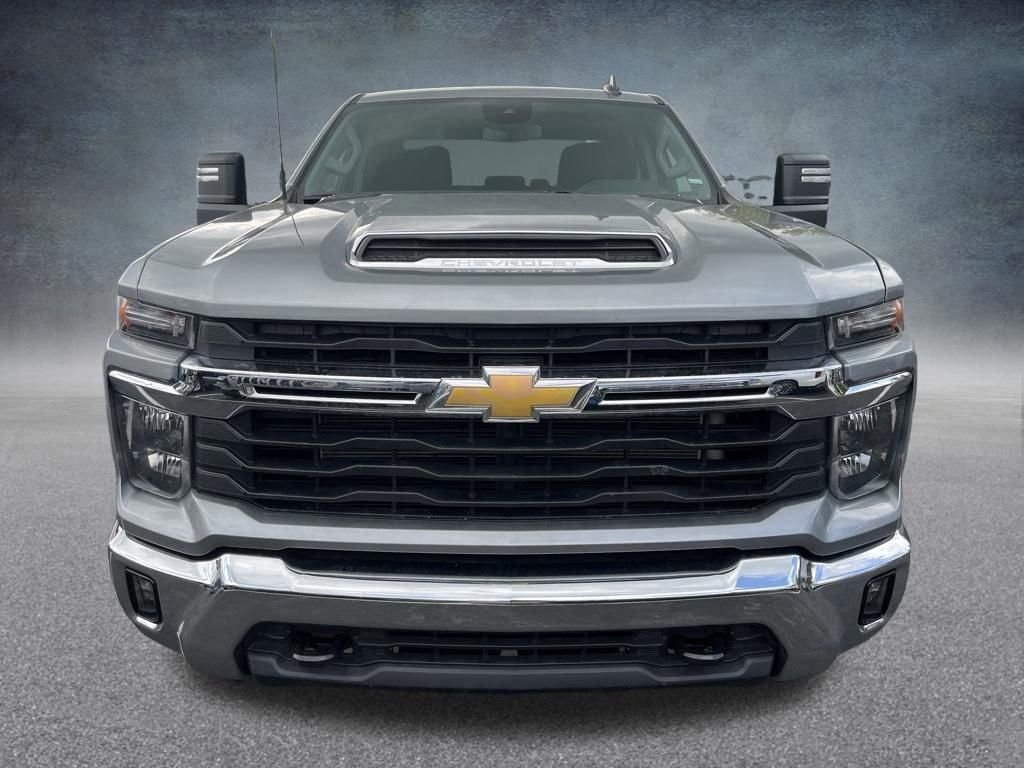 Used 2025 Chevrolet Silverado 2500 LT w/ Convenience Package image 2