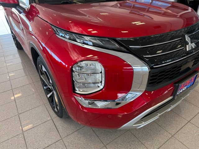 Used 2023 Mitsubishi Outlander SEL image 8