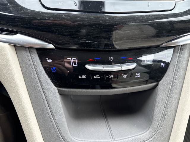 Certified 2023 Cadillac XT6 Premium Luxury AWD/4WD image 17