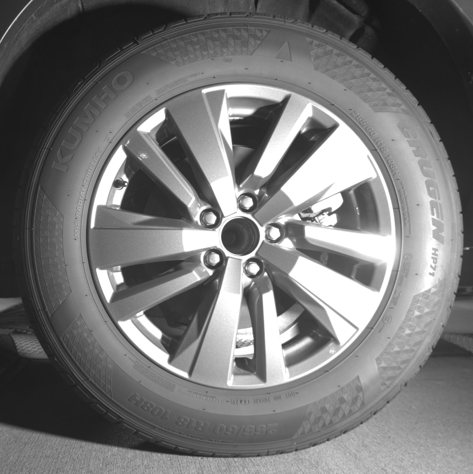 Used 2025 Nissan Pathfinder SV image 14