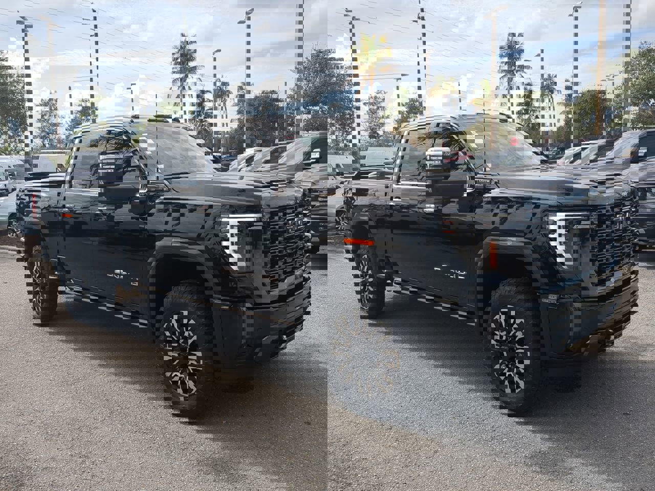 Used 2024 GMC Sierra 2500 Denali Ultimate image 2