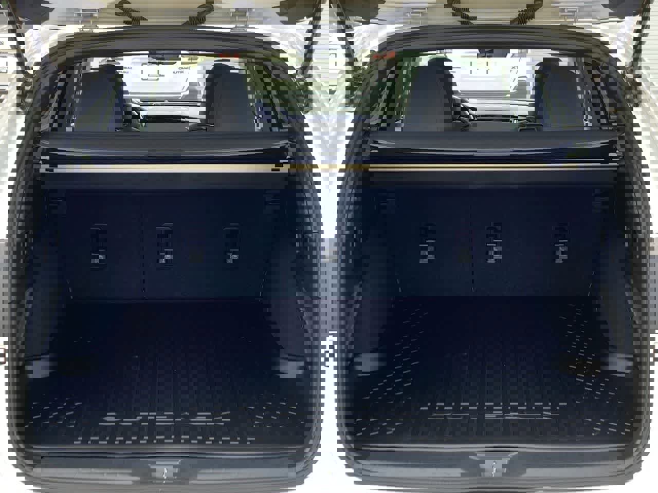 Used 2025 Subaru Outback Premium image 33