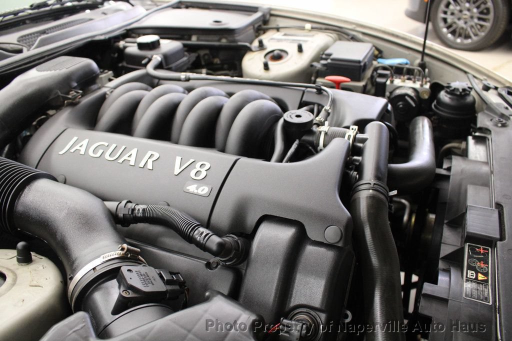 Used 2002 Jaguar XK8 Convertible RWD image 39
