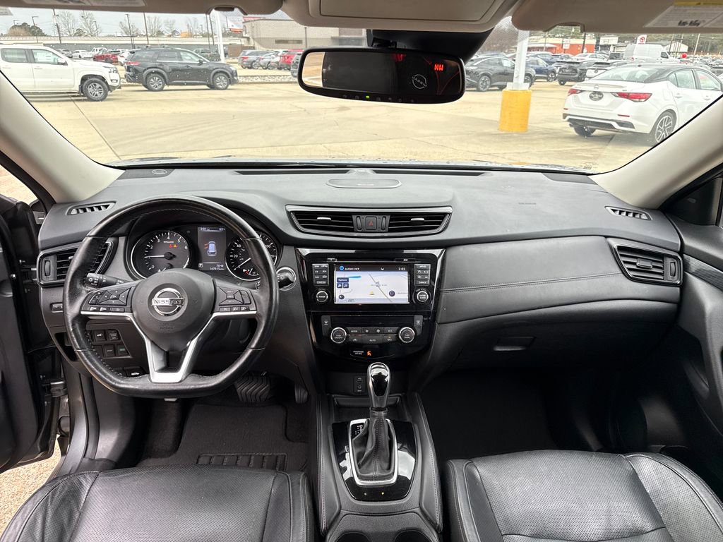 Used 2017 Nissan Rogue SL image 29
