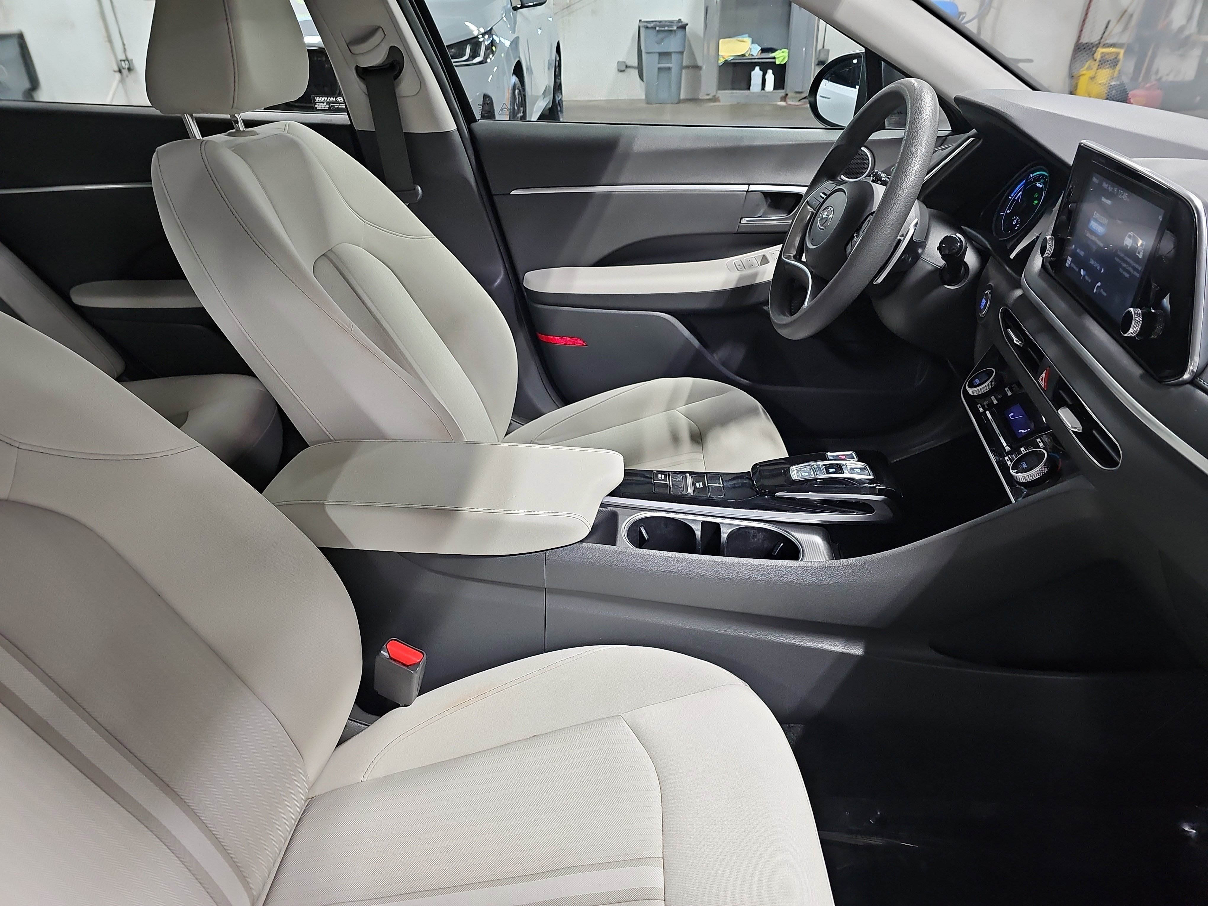 Used 2023 Hyundai Sonata Blue FWD image 10