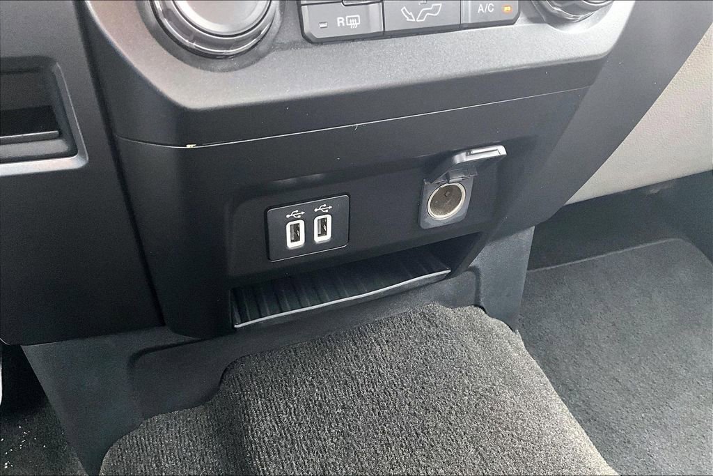 Used 2020 Ford F150 XLT w/ Equipment Group 302A Luxury image 22