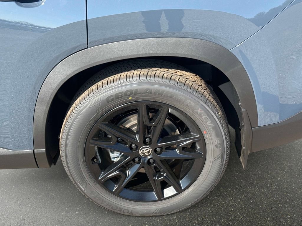 New 2026 Toyota Grand Highlander AWD Hybrid image 10