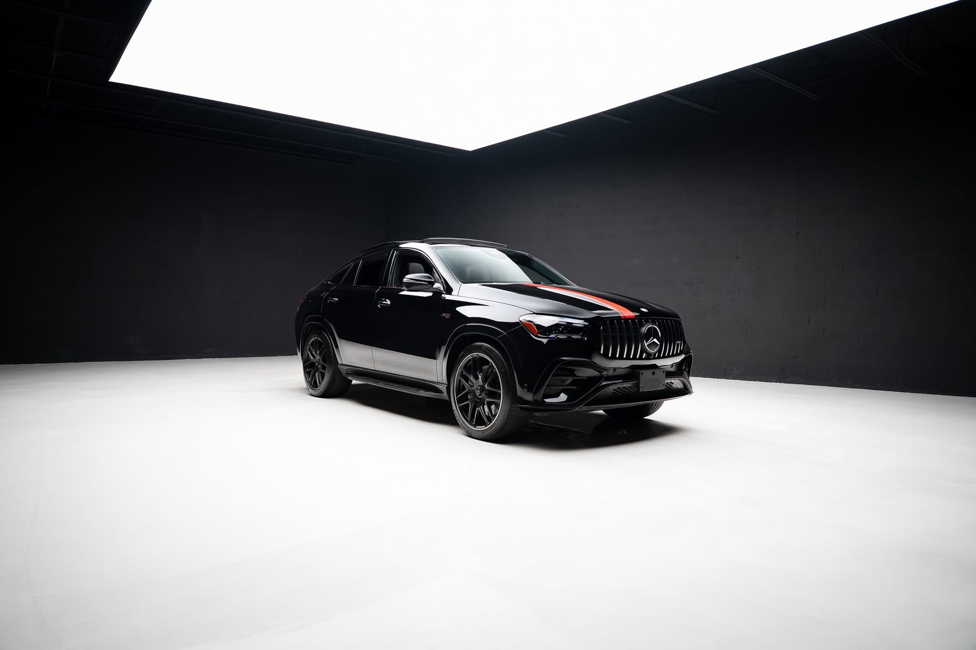 Used 2025 Mercedes-Benz GLE 53 AMG 4MATIC Coupe w/ AMG Night Package image 95