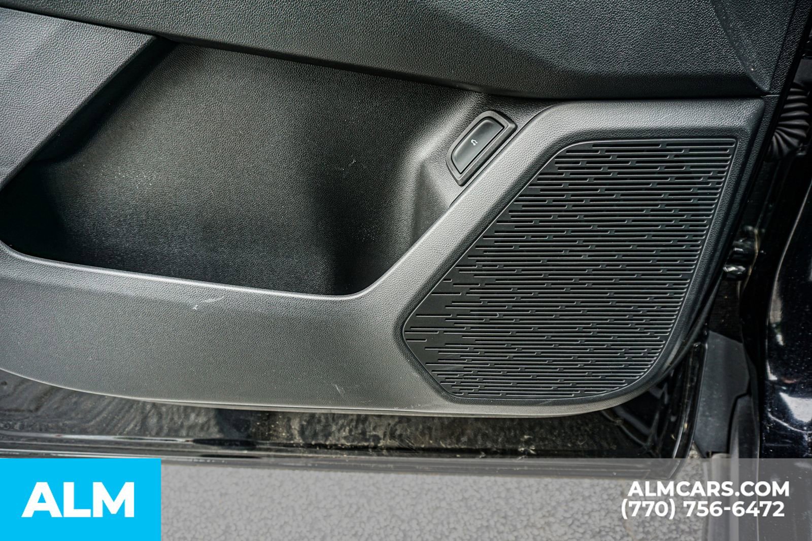 Used 2025 Chevrolet Equinox RS w/ Convenience Package III image 59