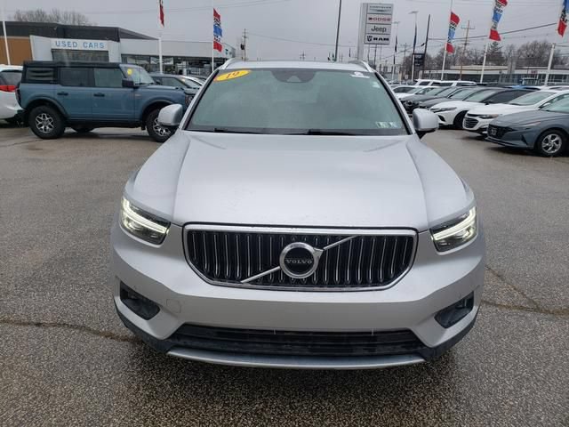 Used 2019 Volvo XC40 T4 Inscription FWD image 10