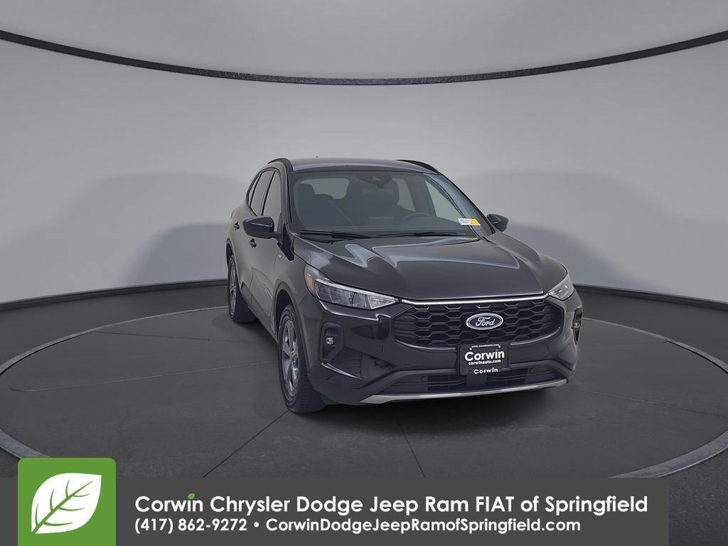 Used 2025 Ford Escape ST-Line Select image 4